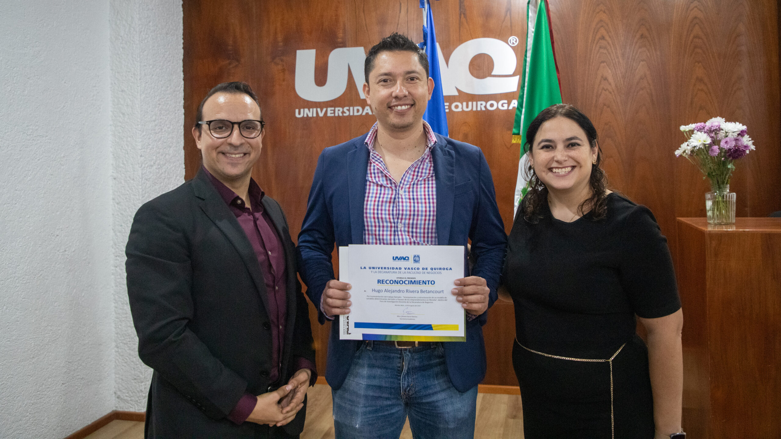 Foro de Investigación Negocios_-23