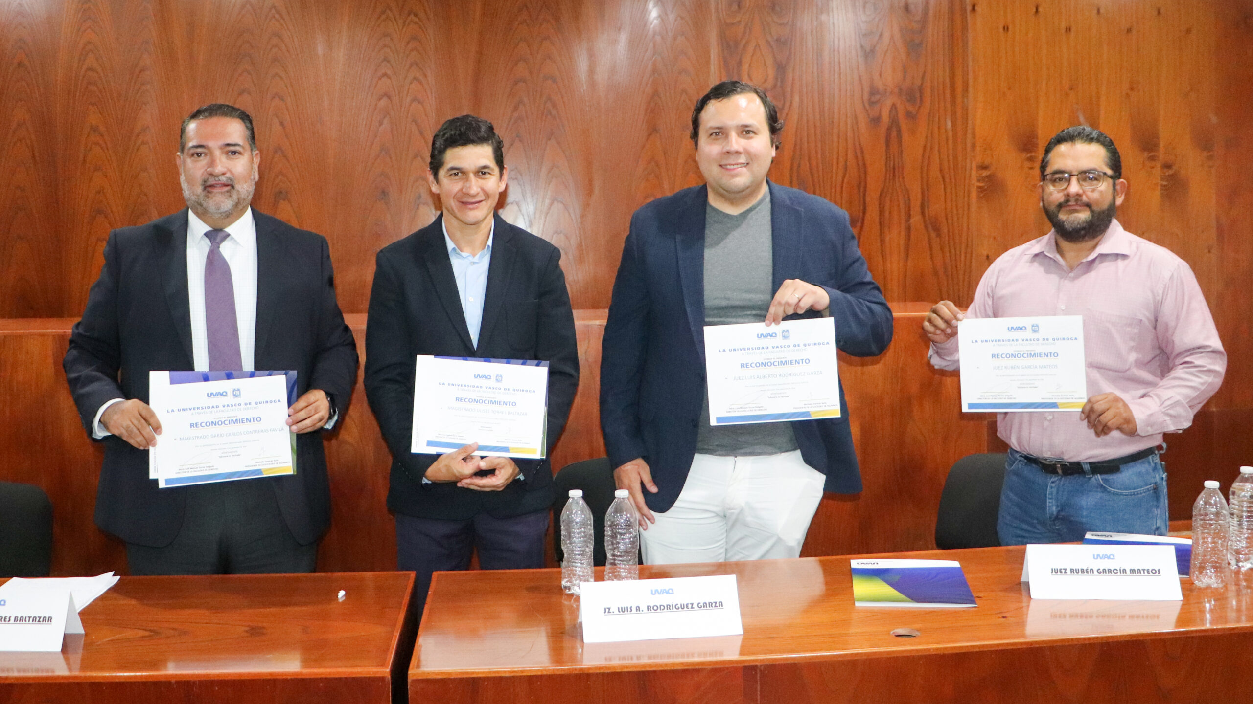 090924 Panel Derecho-02