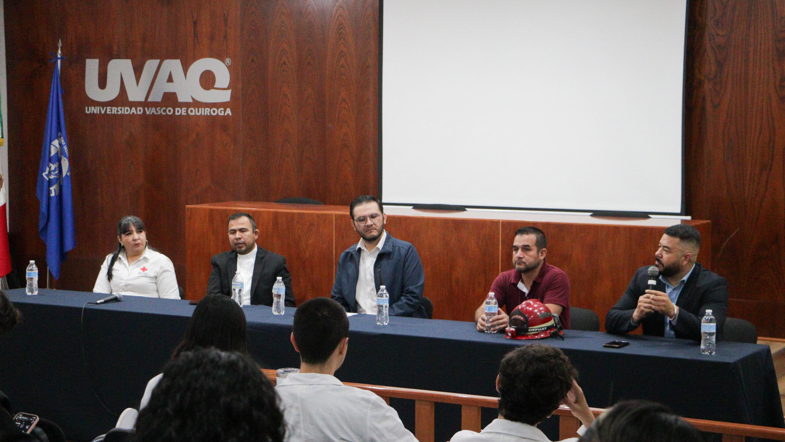 201124 Panel Ayuda Humanitaria-15