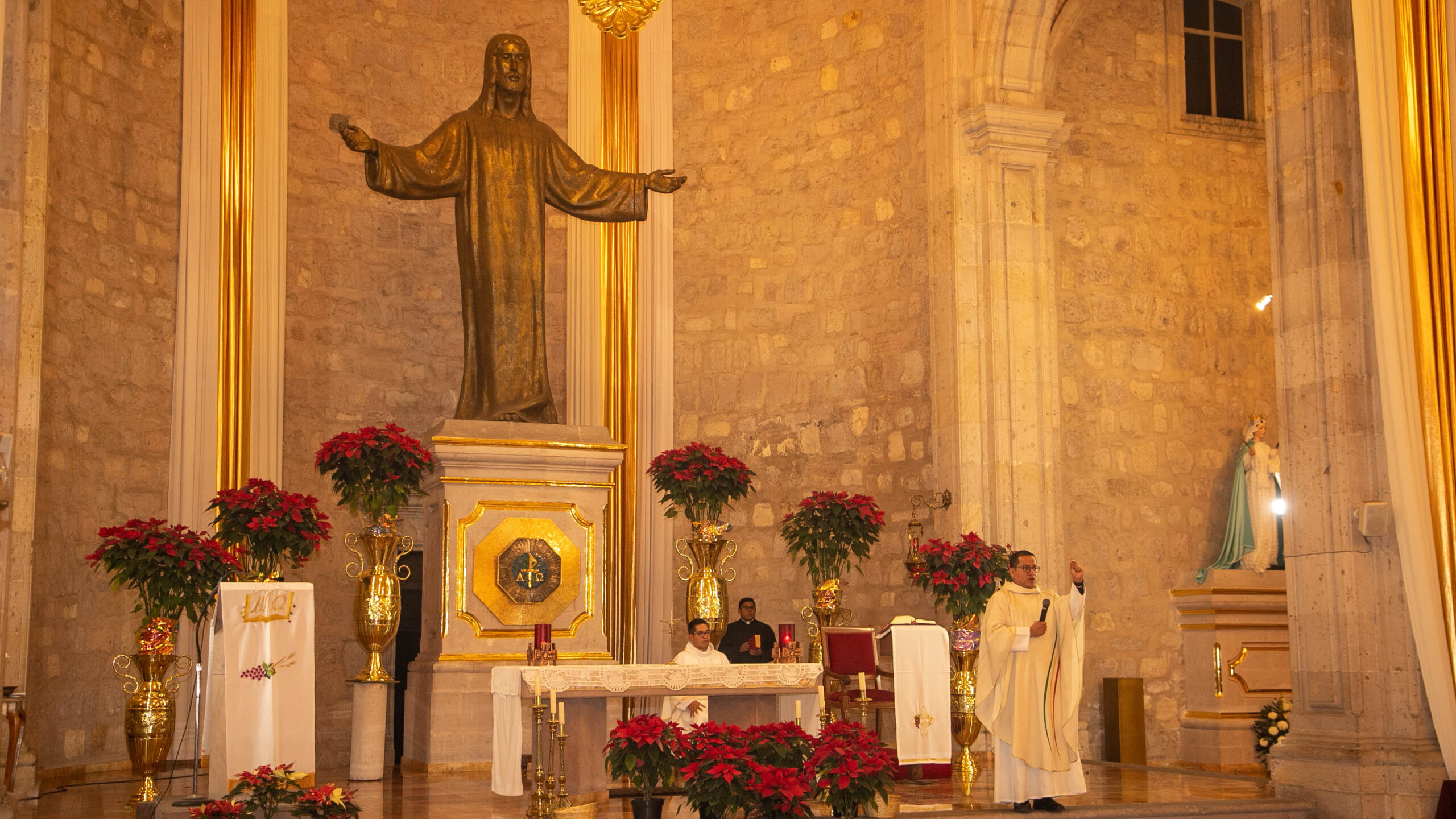 250125 Cristo Rey-4
