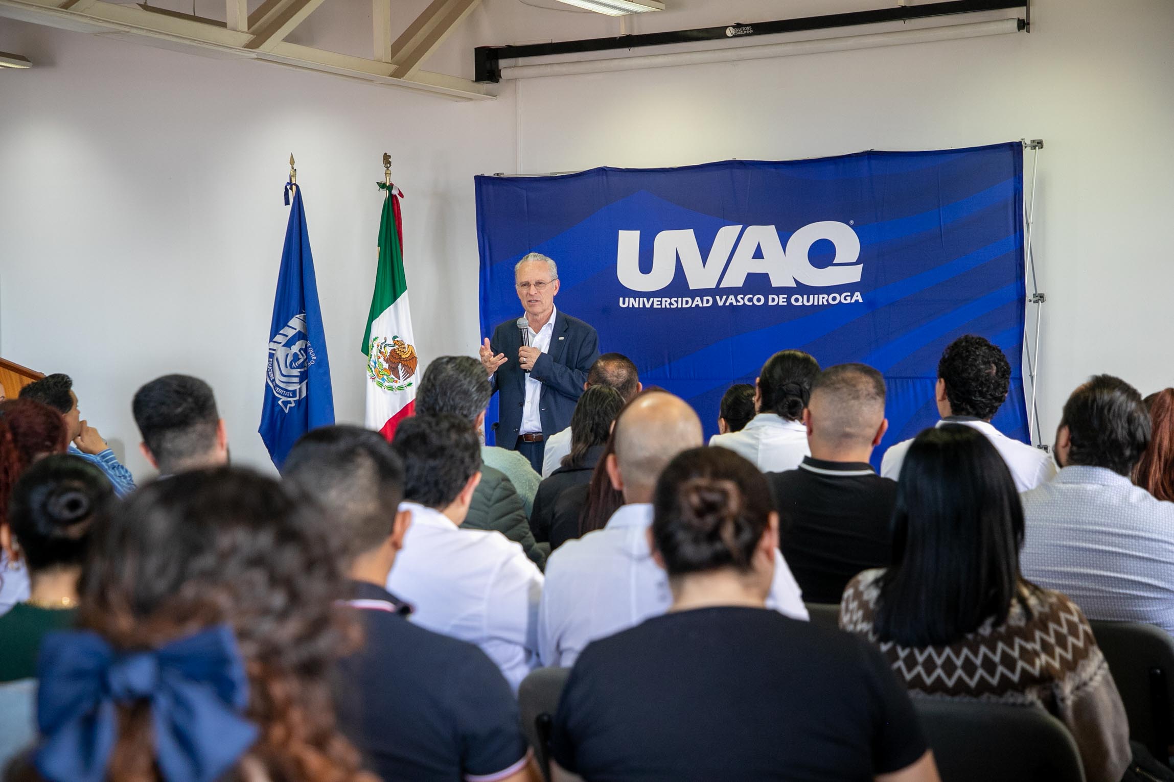 250703 Charla José Medina_-7