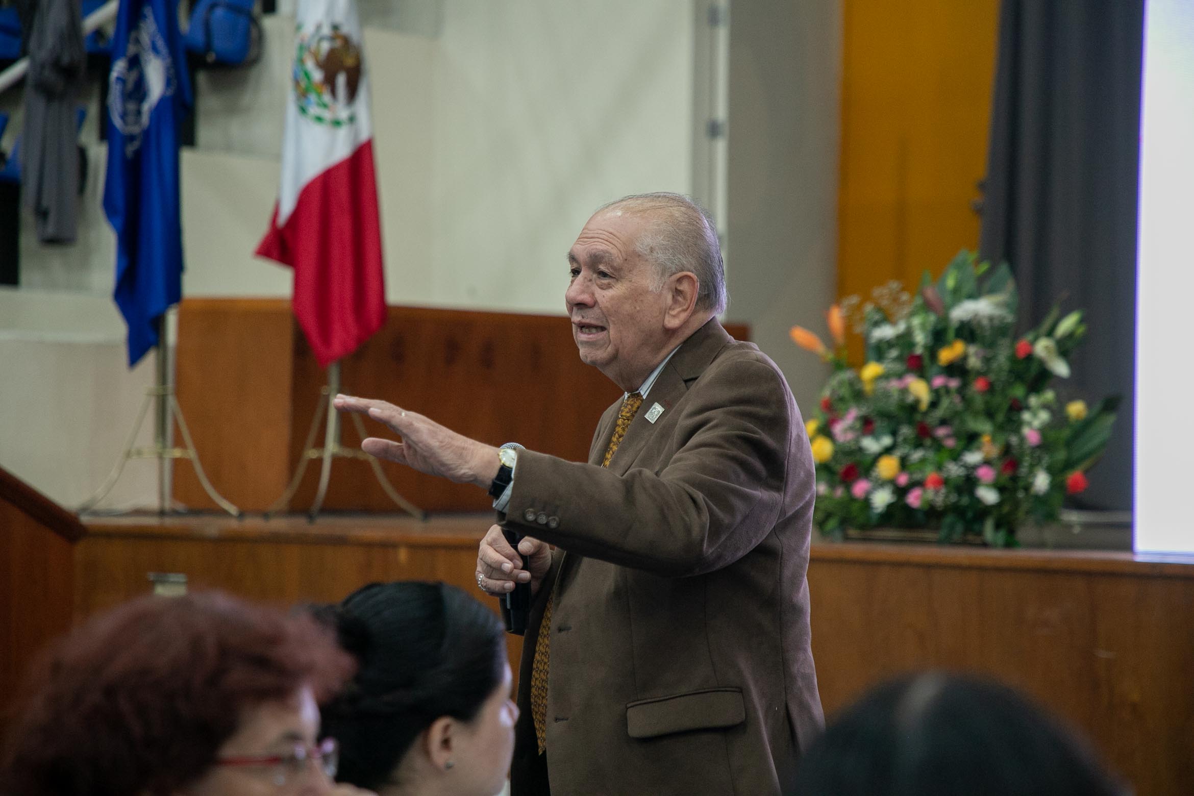 250709 2 Día Encuentro Docente 2025-10