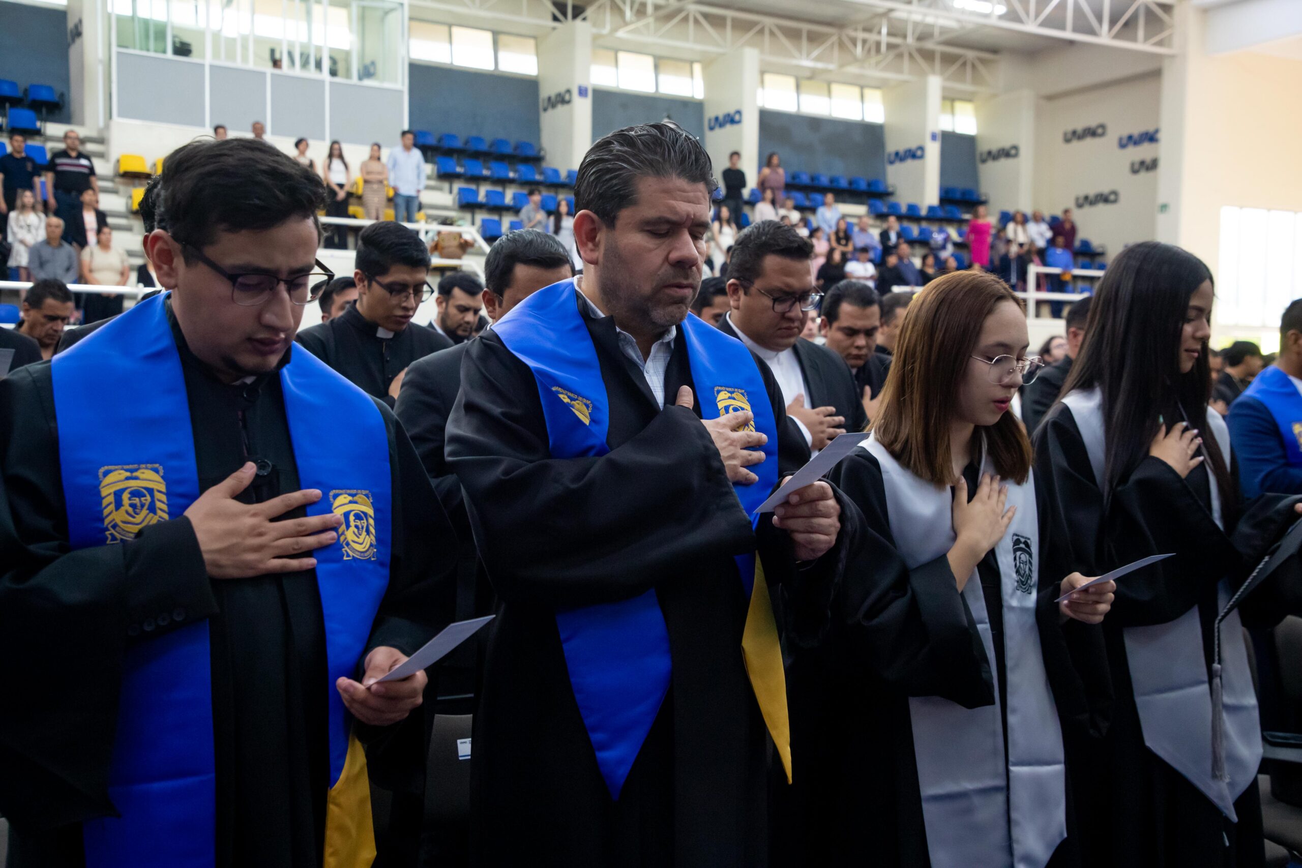 250913 Graduación UVAQ Online _-45