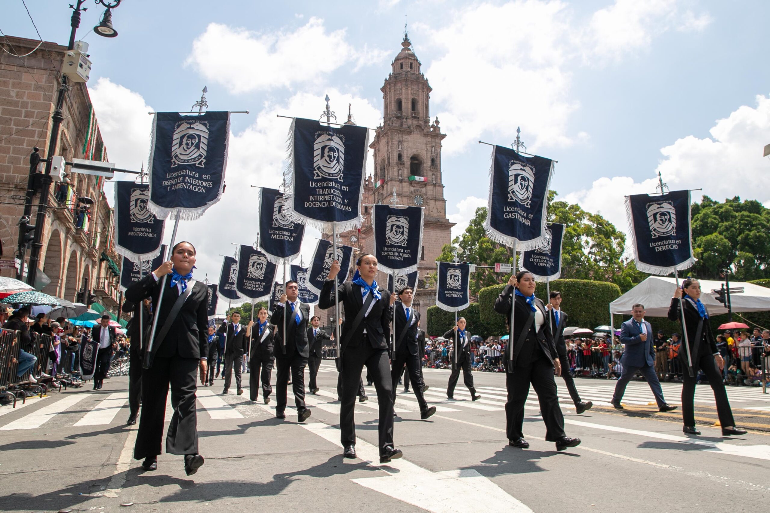 La UVAQ celebra el 215 Aniversario de la Independencia de México 