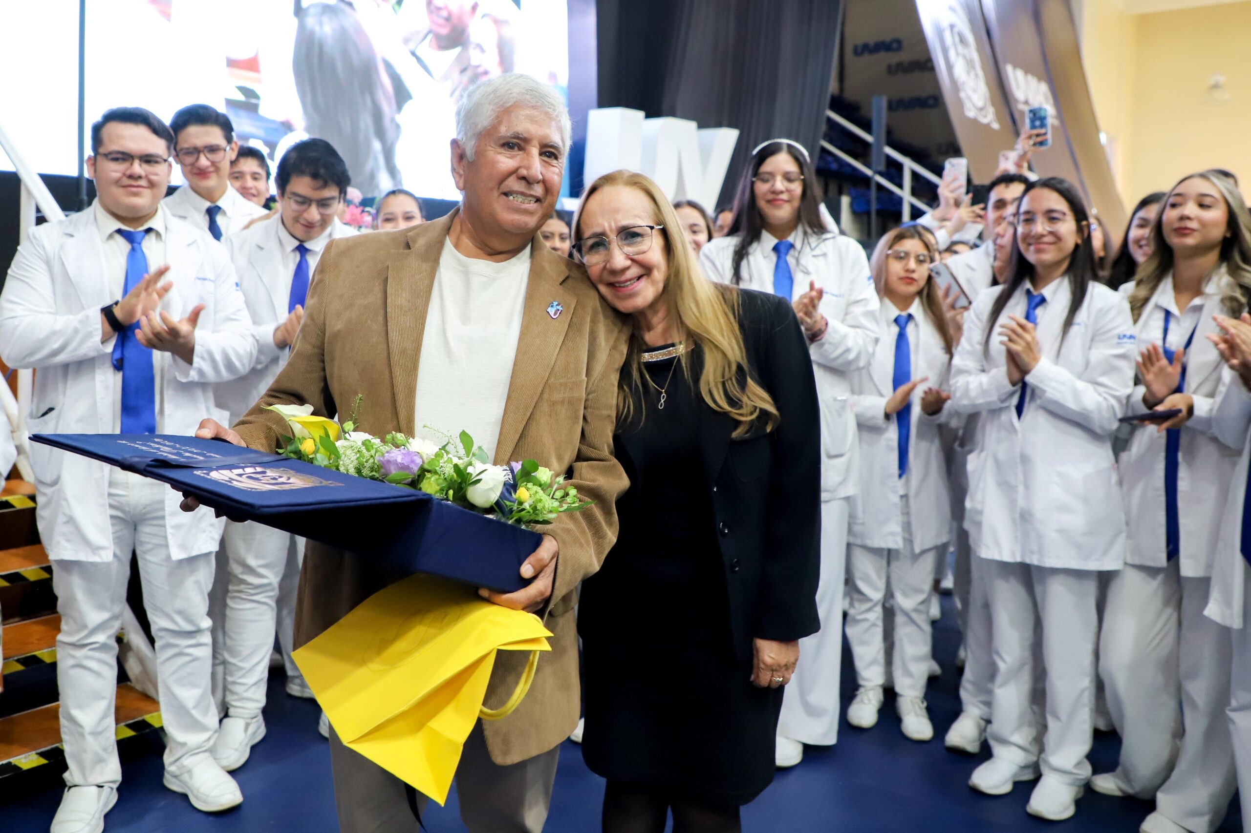 251024 Día del Médico_-43