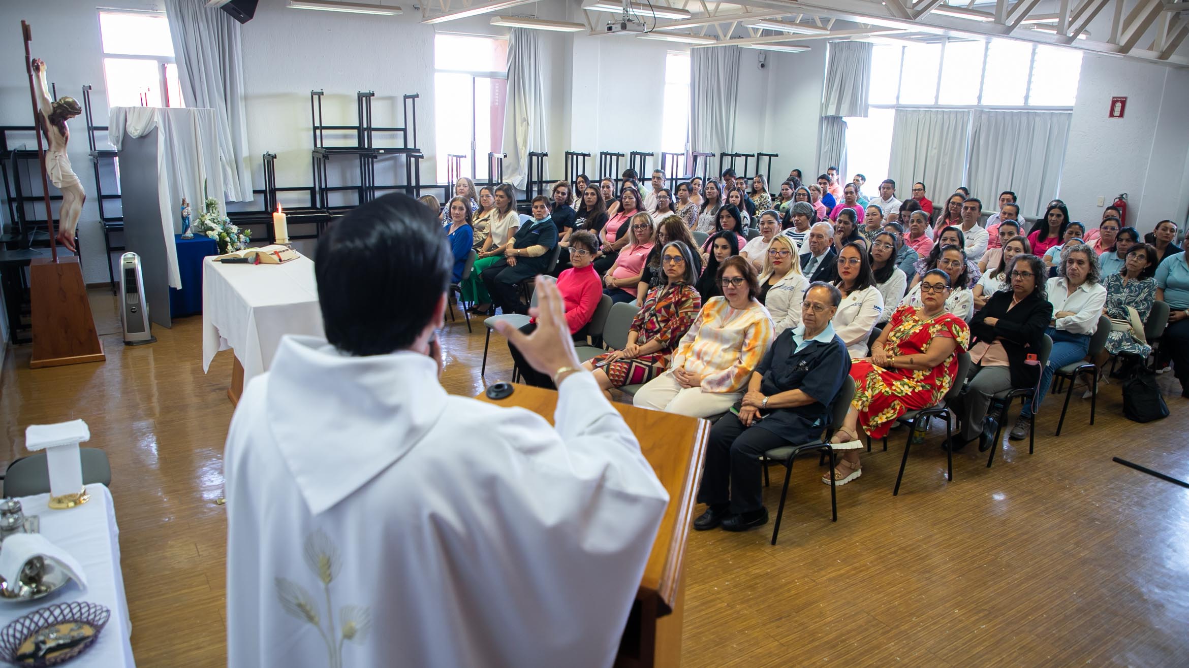 Festejan a las Mamás en la UVAQ 
