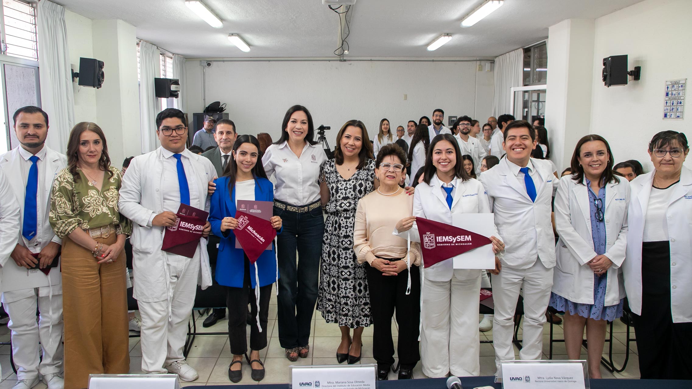 Estudiantes de la UVAQ reciben Becas de Movilidad del IEMSYSEM 