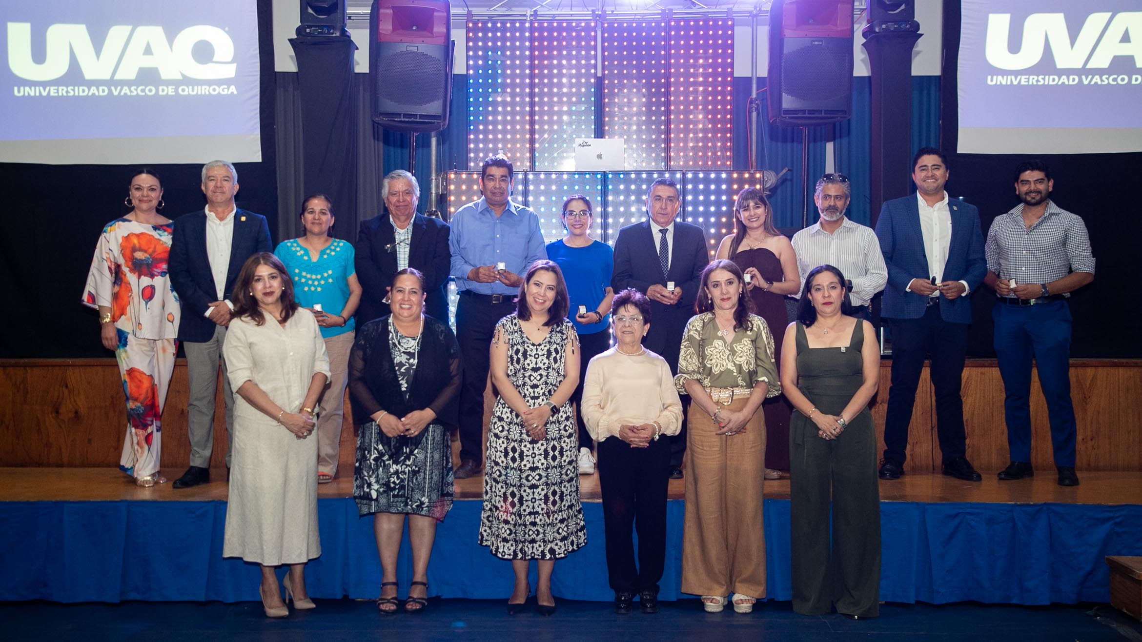 Celebran a los Maestros de la UVAQ en su día 