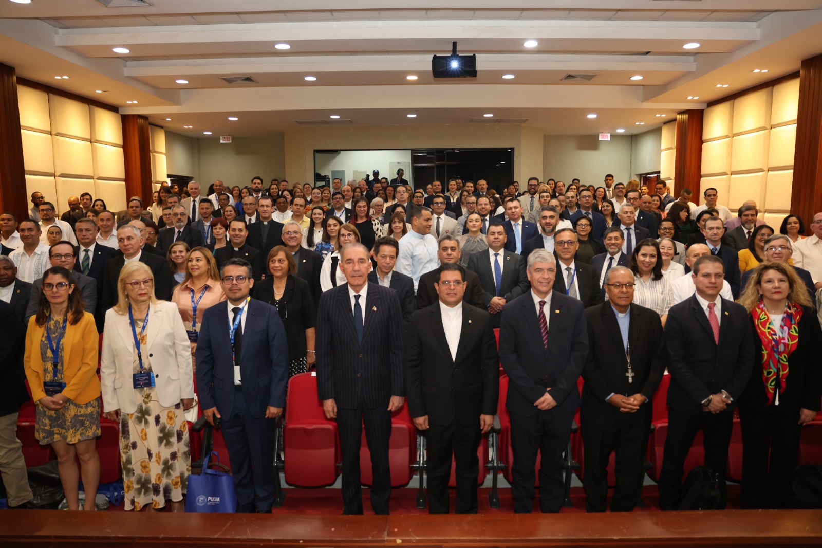 La UVAQ participa en la Asamblea de la ODUCAL en República Dominicana