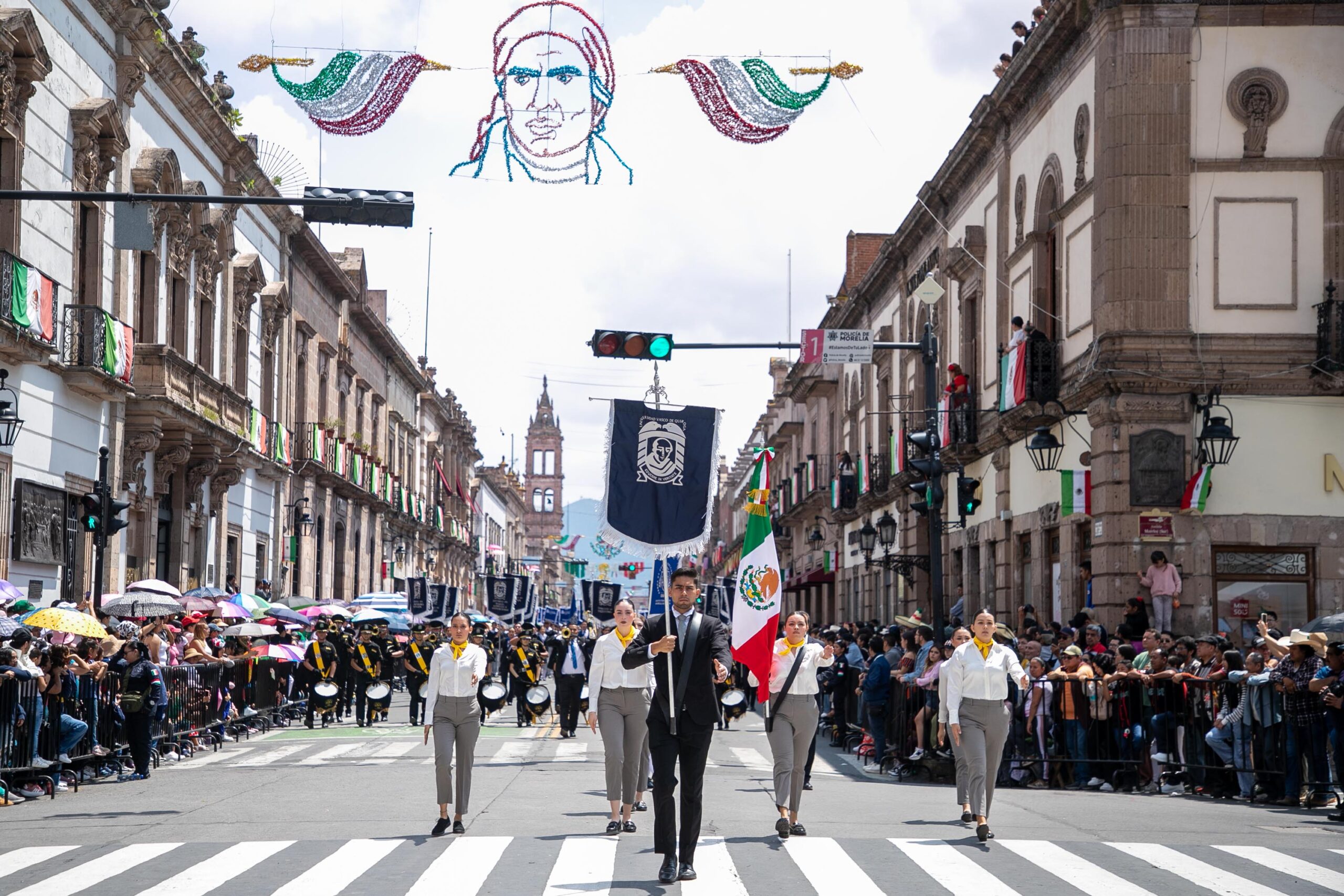 250916 Desfile Patrio-36