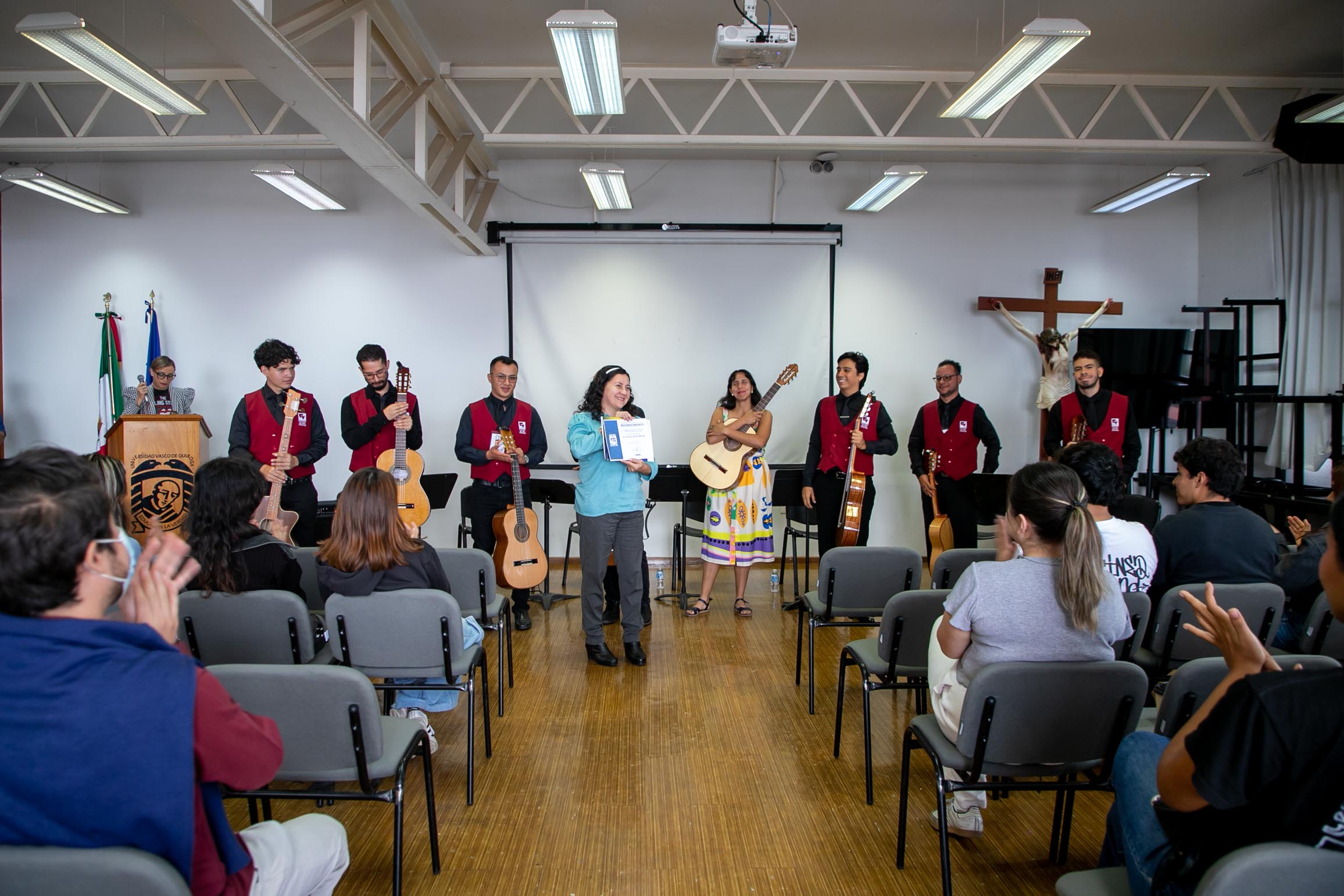 250925 Ensamble de guitarras Colombia_-23