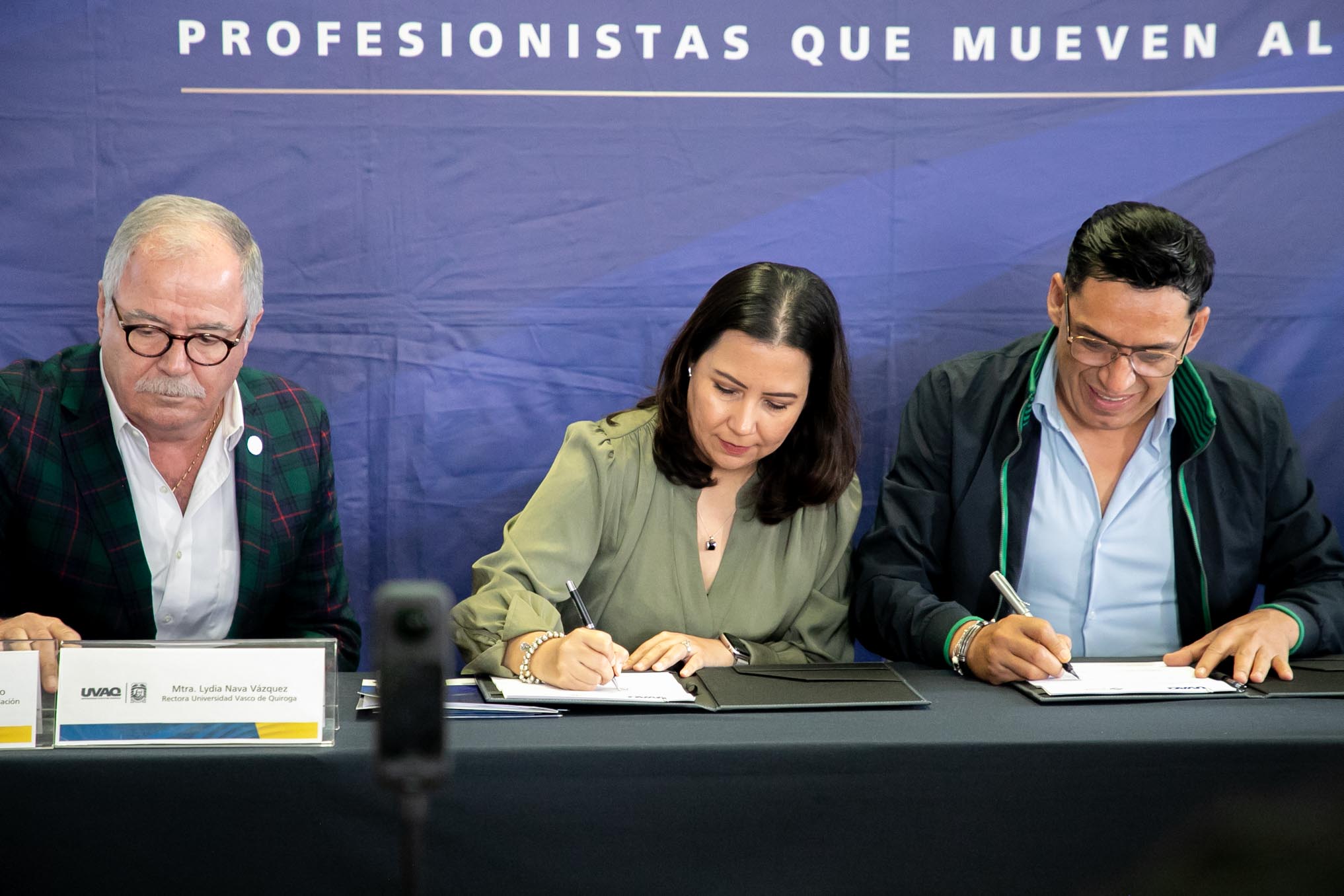 250929 Convenio UVAQ CONALEP_-16