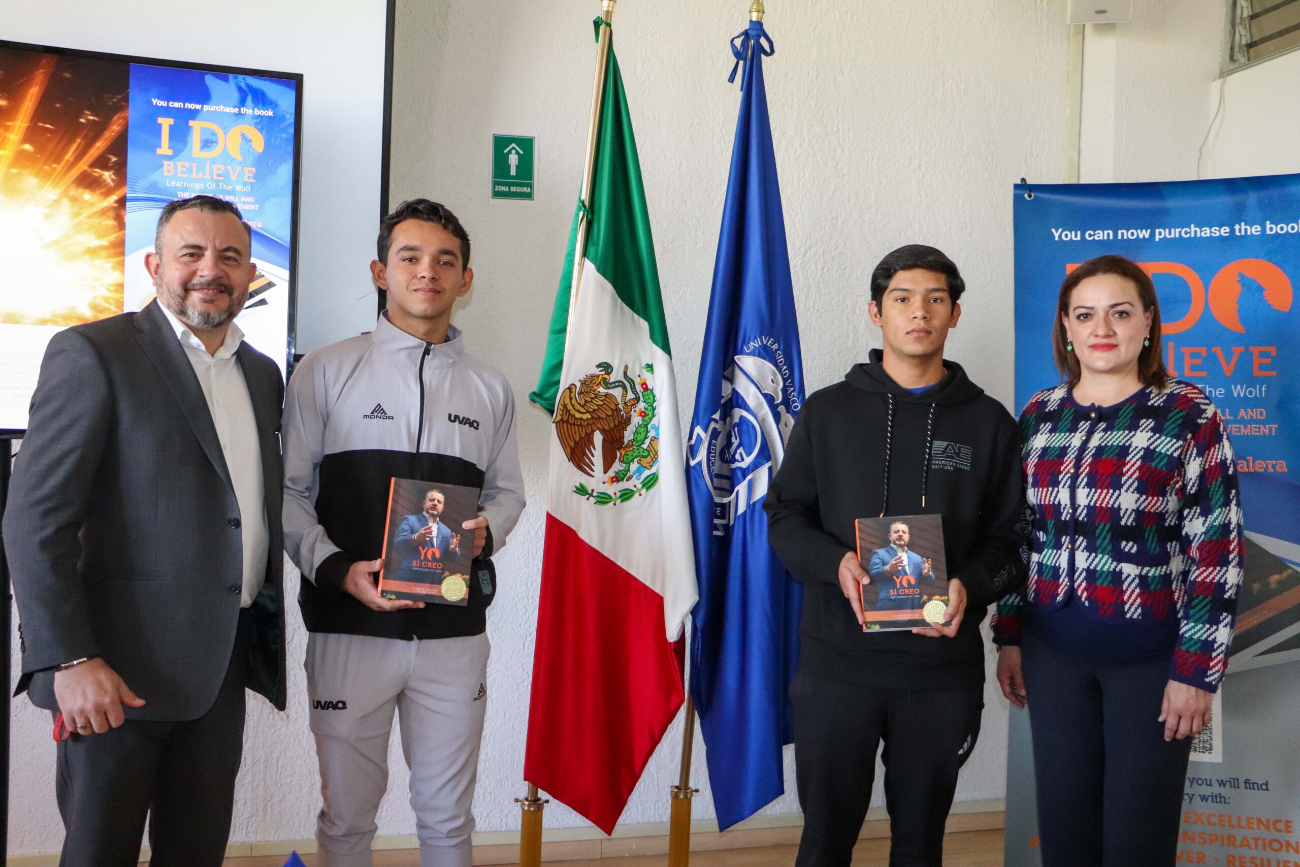 251114 Presentación Libro_-12