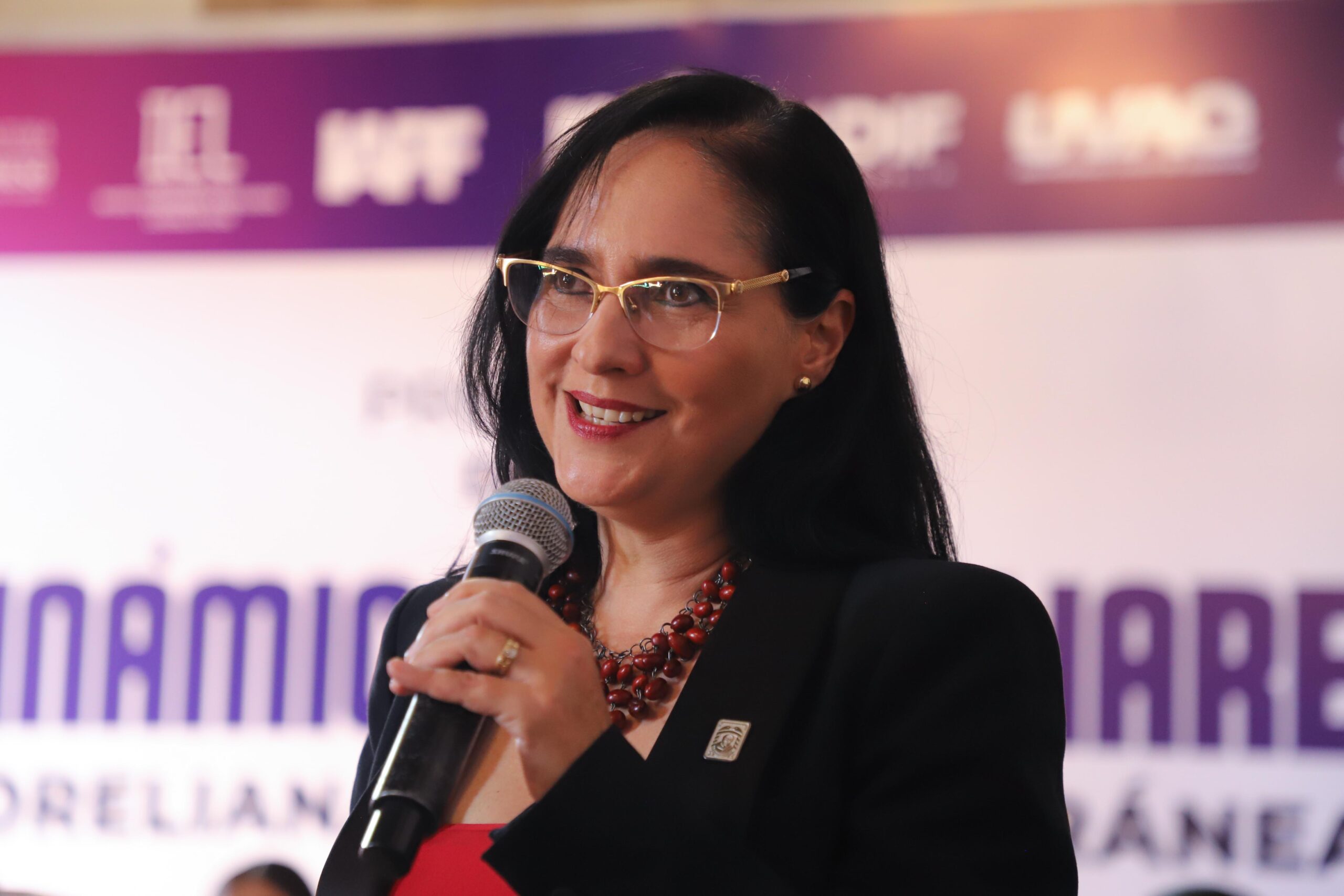 251118 Libro Dinámicas familiares_-10