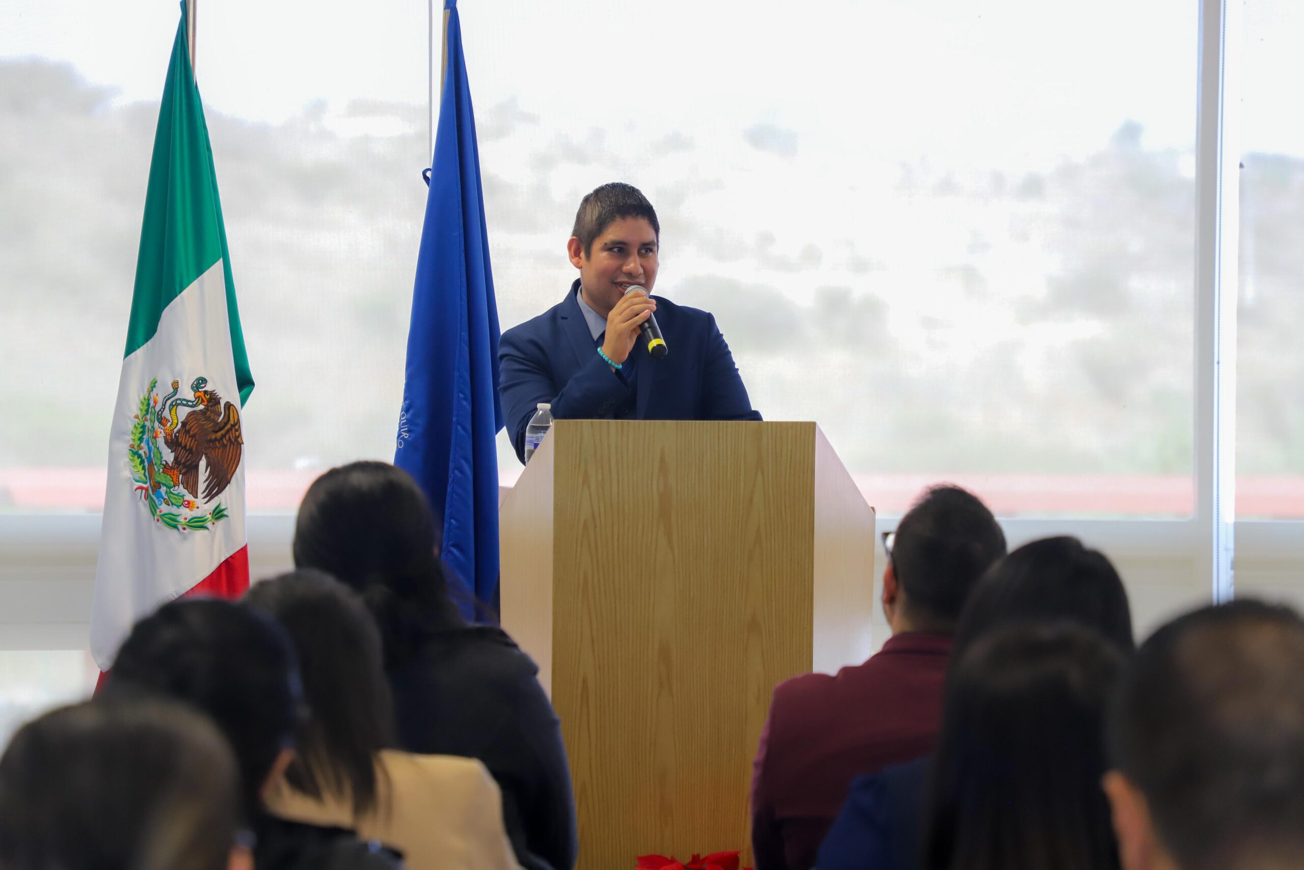 251202 Entrega Recepción Licenciaturas Tres Marías_-12