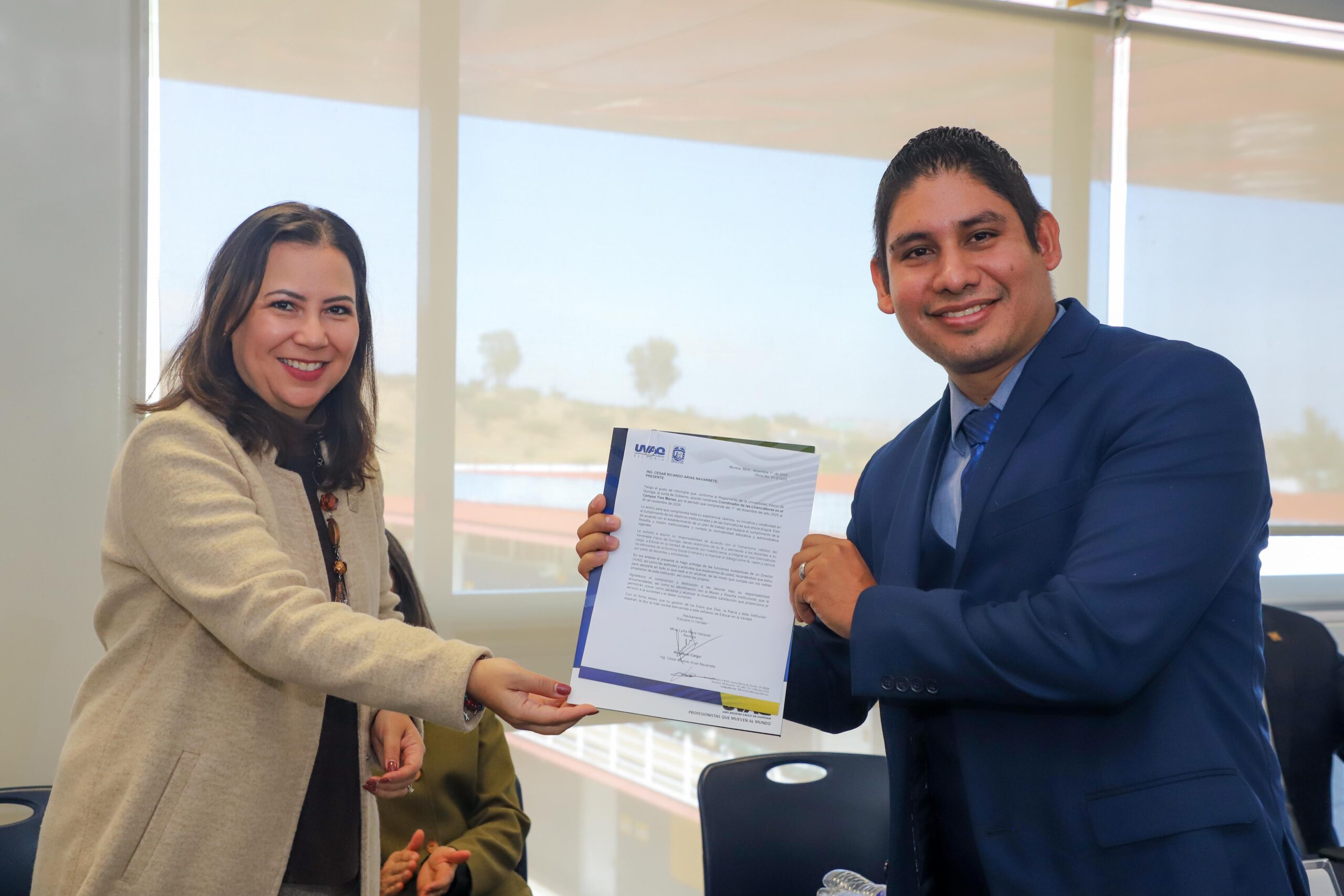 251202 Entrega Recepción Licenciaturas Tres Marías_-8