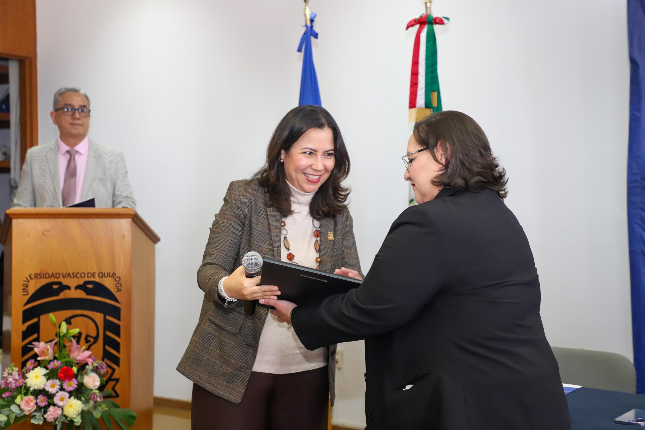 260127 Cambio de dirección psicología UVAQ_-3