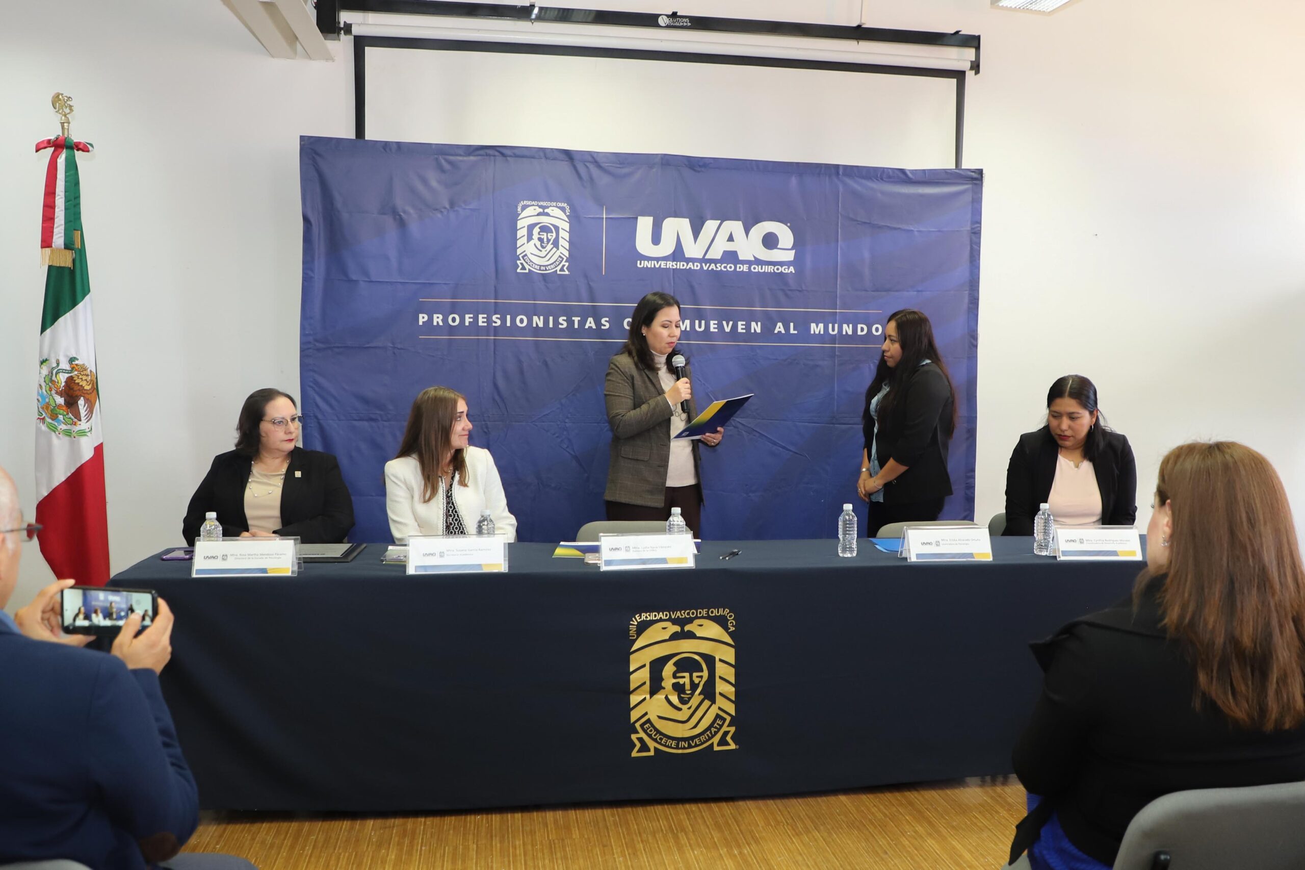 260127 Cambio de dirección psicología UVAQ_-6