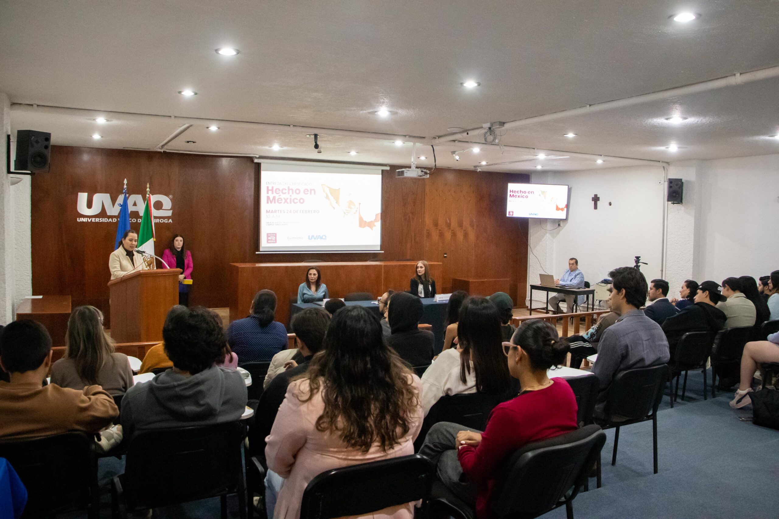 260224 Entrega de certificado Hecho en México_-7