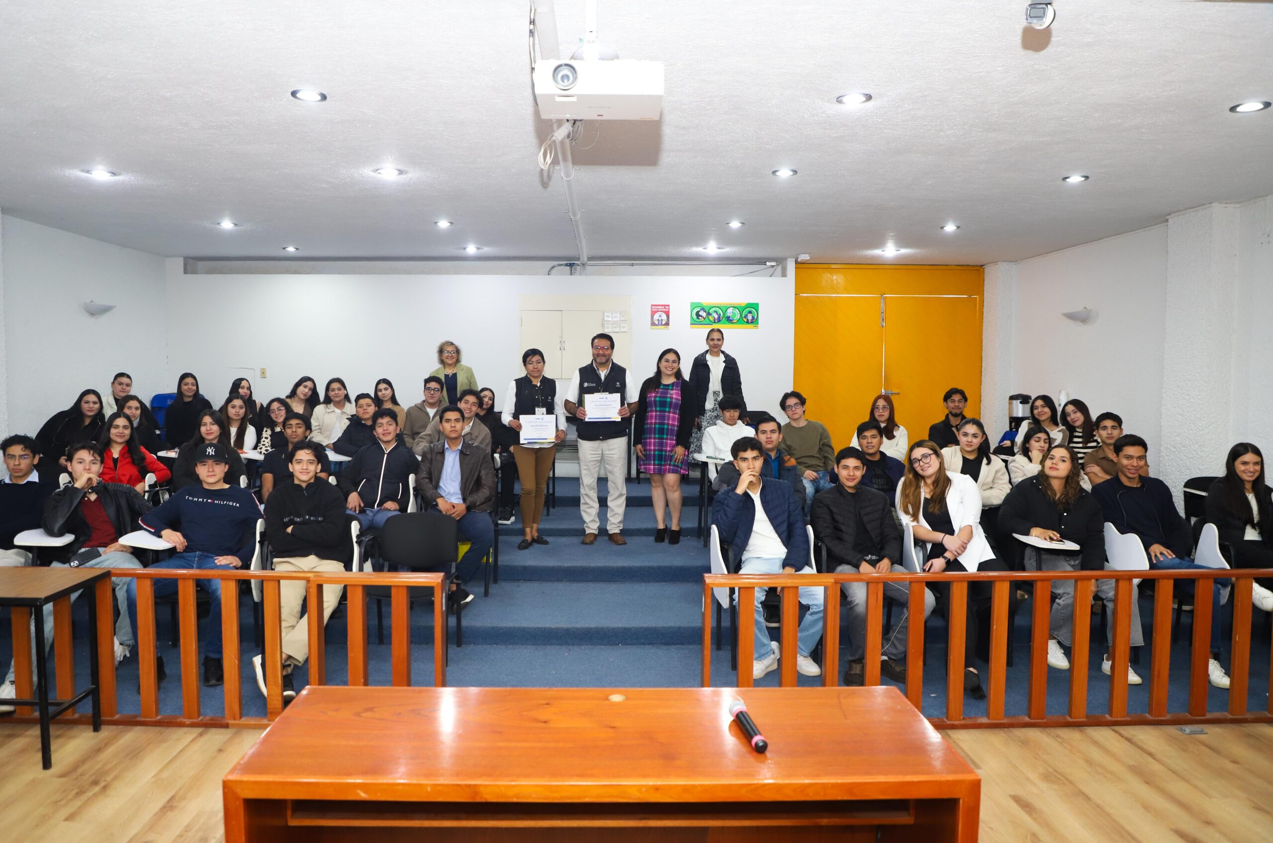 260210 Charla importancia de los impuestos_-11