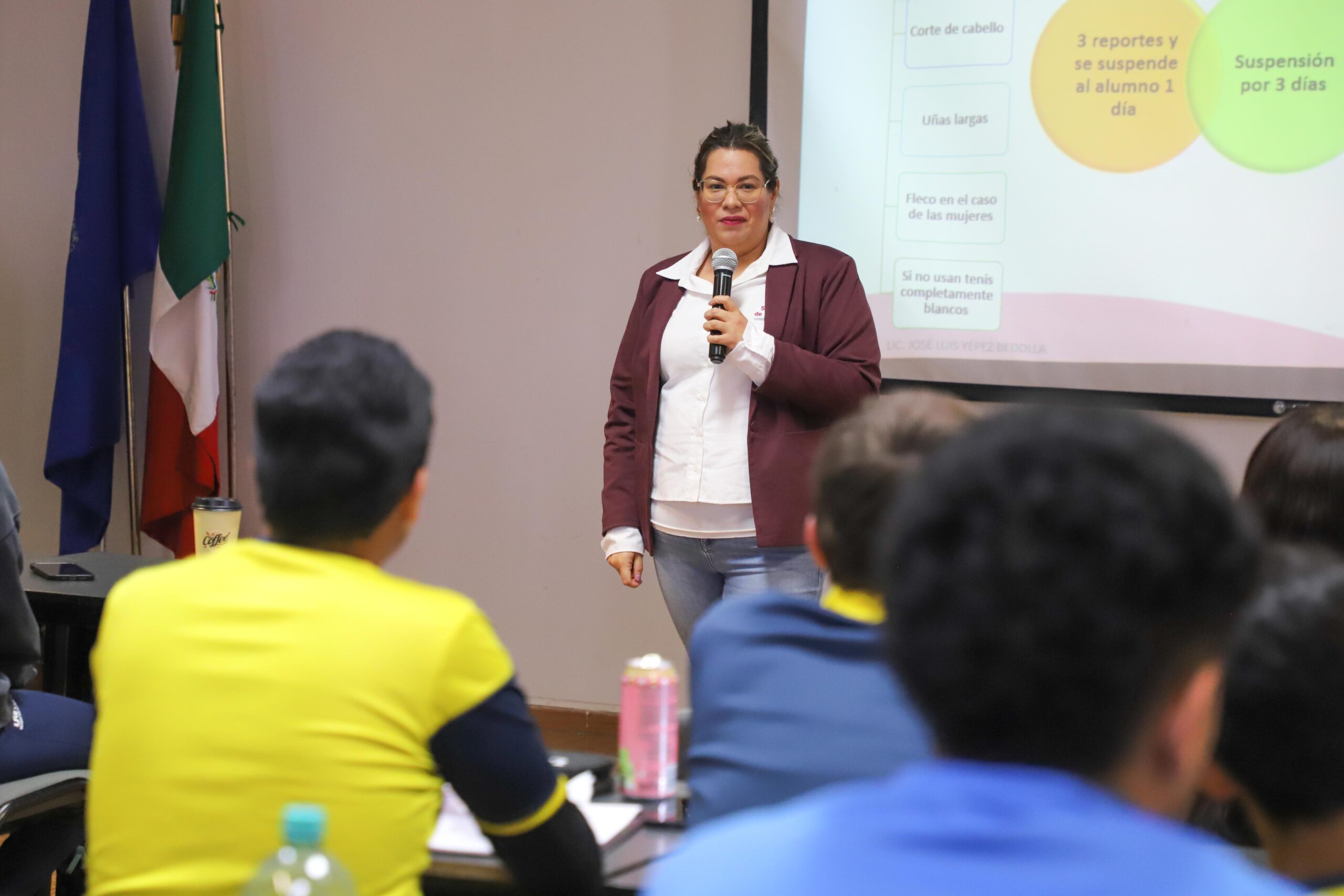 260312 Charla Violencia Escolar CFYD-2