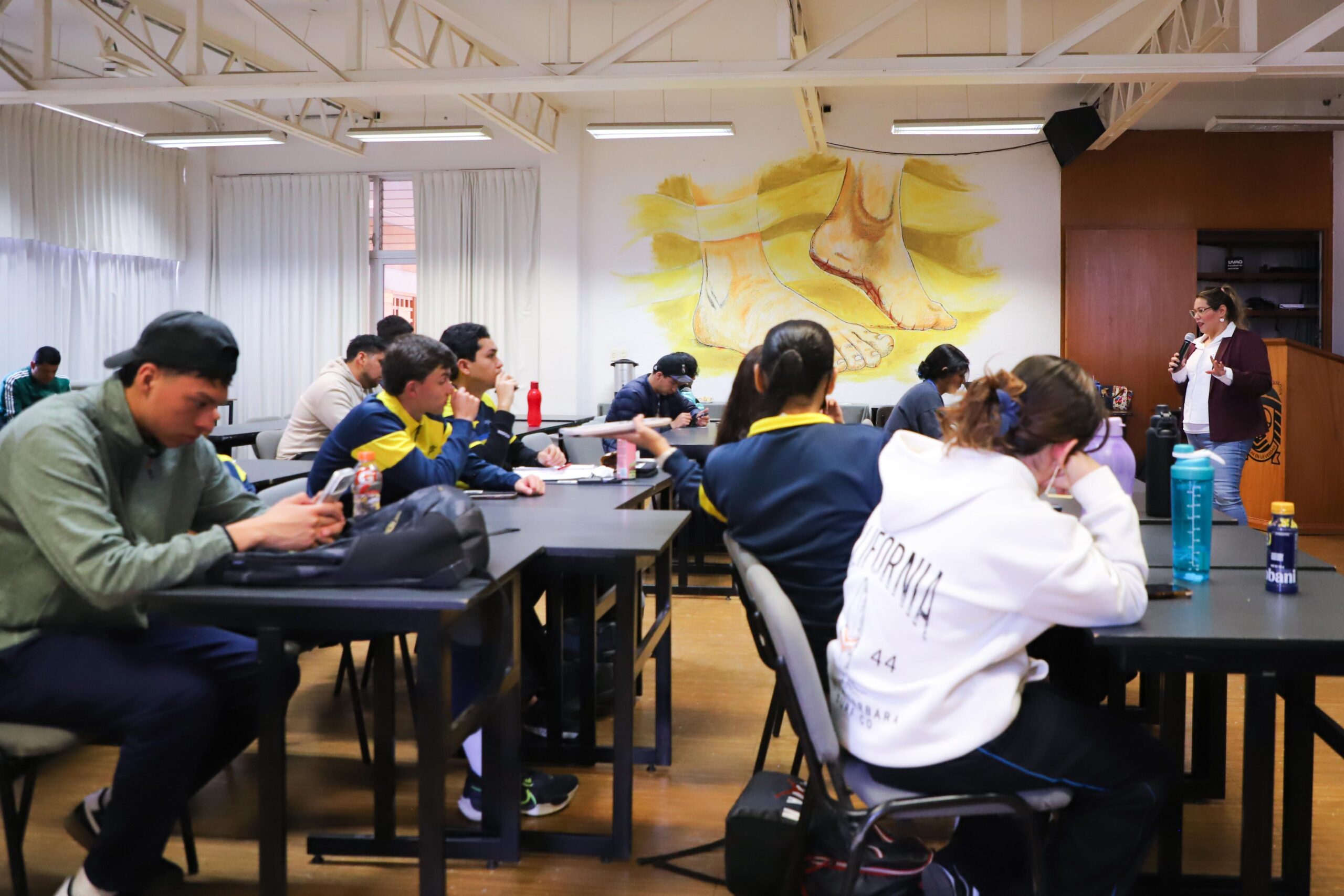 260312 Charla Violencia Escolar CFYD-4