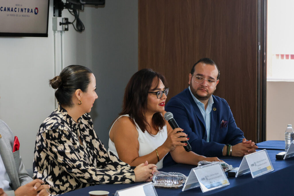 260914 Frma de Convenio CANACINTRA-2