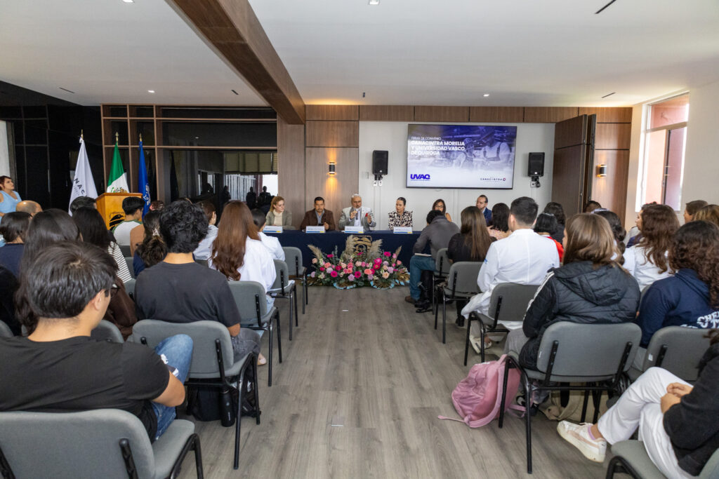 260914 Frma de Convenio CANACINTRA-5