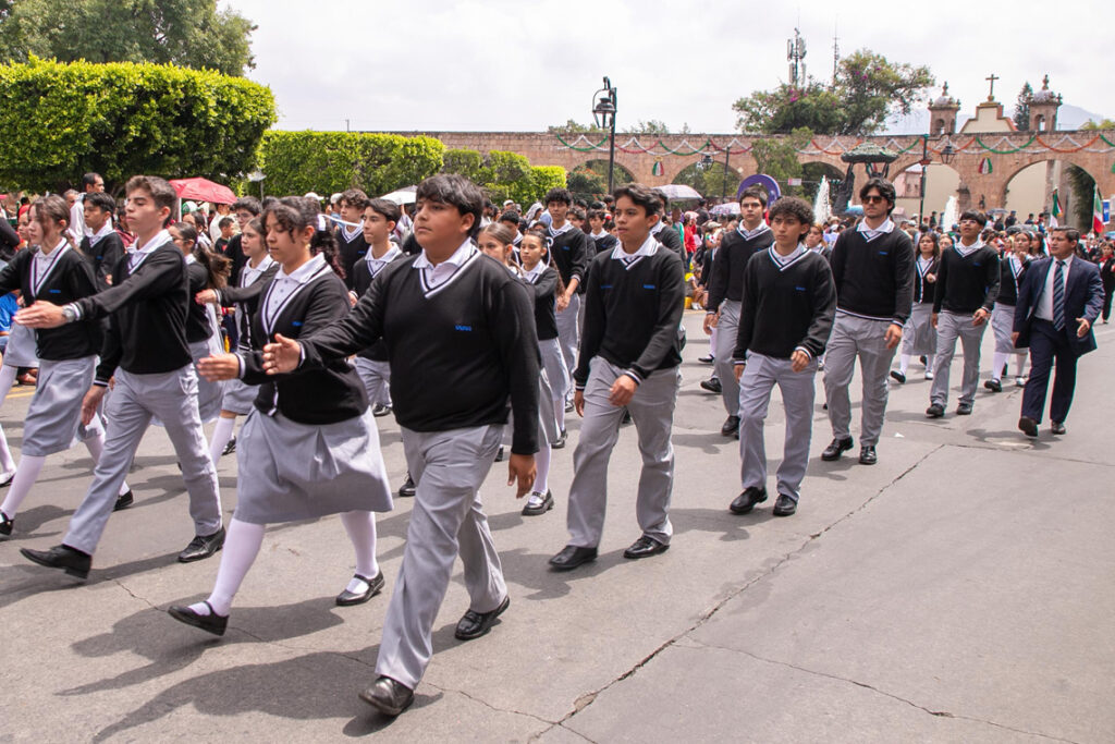 260916 Desfile Cívico-23