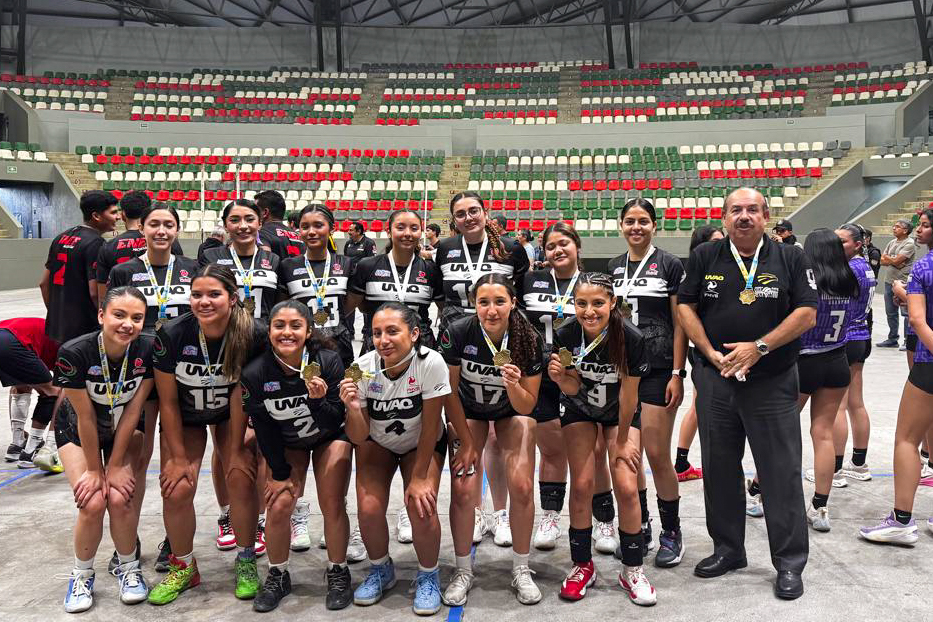 260922 Campeonas Voleibol-2