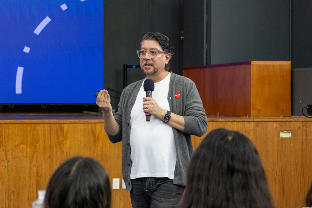 260924 Feria de Beneficios UVAQ-9