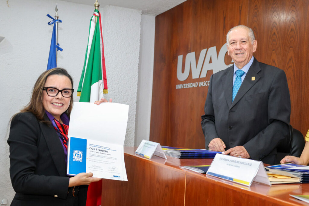 260925-Graduación-Diplomado-en-Formación-Humanística-32