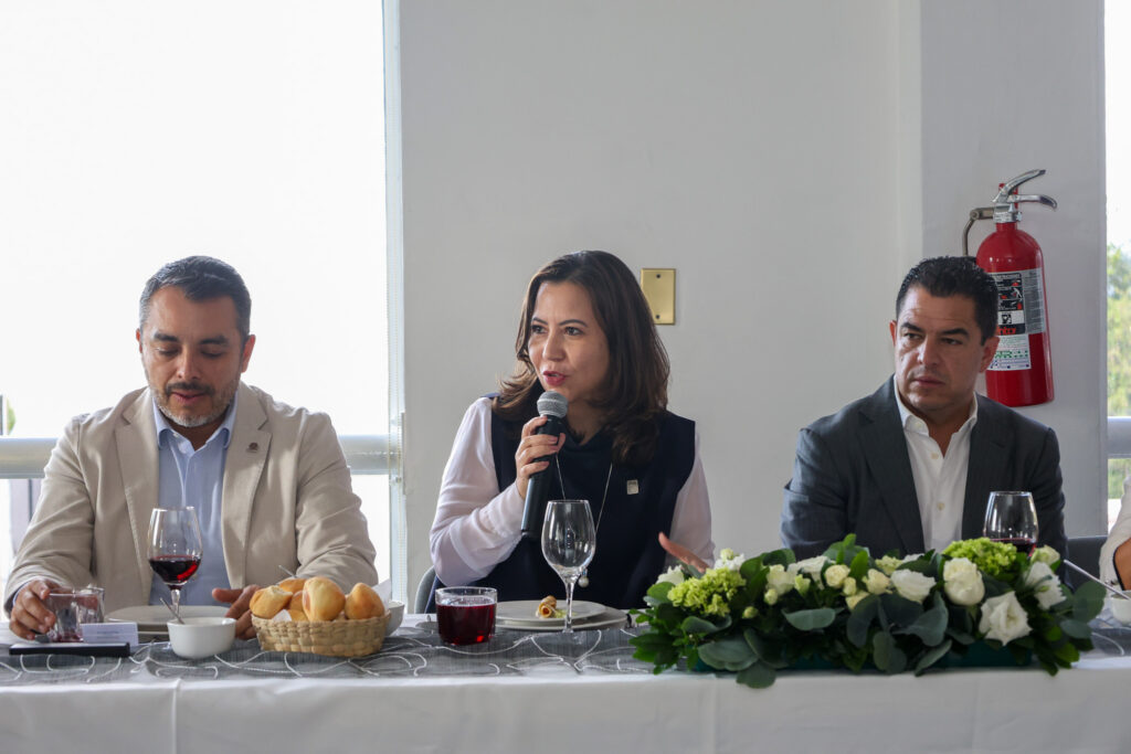 261022 Visita COPARMEX-7