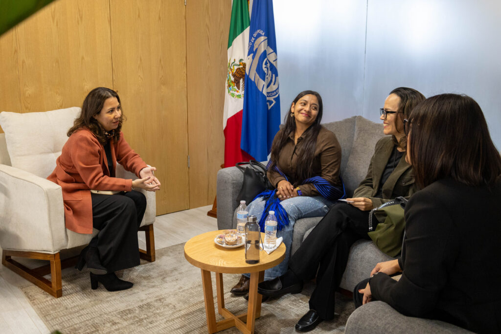 261028 Runión Rectoras UVAQ y UIIM -4